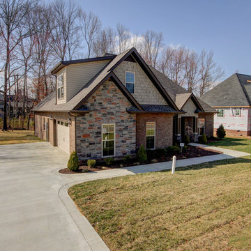 Azalea Trace 22
