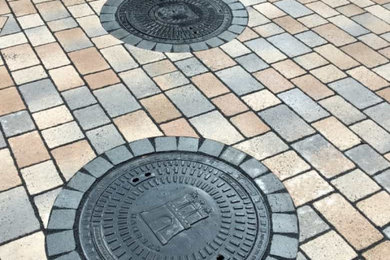 Mittelgroßer Uriger Eingang in Hamburg