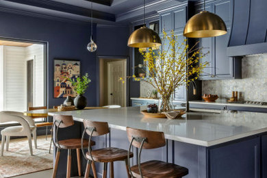 Kitchen - kitchen idea in Dallas