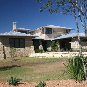 House in Spanish Oaks