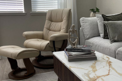 Trendy living room photo in Sacramento