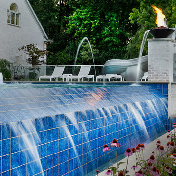 Morris, IL Infinity Edge Swimming Pool and Hot Tub