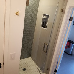 Linares - Long Beach - Shower Doors