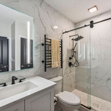 Grandview Heights Bathrooms - 21084