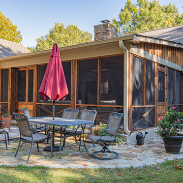 Screened Porch with Outdoor Kitchen