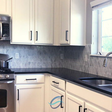 Black and White Modern Farmhouse Kitchen