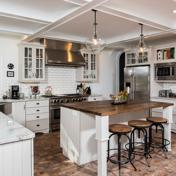 Chic Farmhouse Kitchen