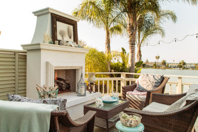 Example of a cottage chic patio design in San Francisco