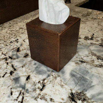 Small Hammered Copper Tissue Box Cover (TBCSDB)