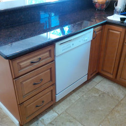 Madison Toffee Base Cabinets - Kitchen Cabinetry