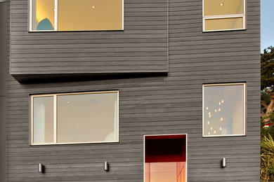 Inspiration for a modern exterior home remodel in San Francisco
