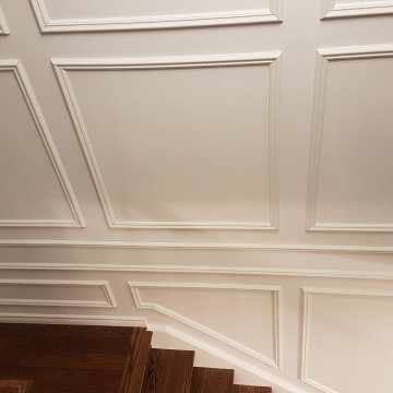 Oshawa, ON - Wall Imperfection Distractor [ wainscoting ]