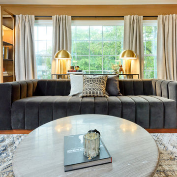 Lounge-Style Living Room