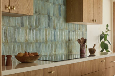 Kitchen - small 1960s kitchen idea in Los Angeles