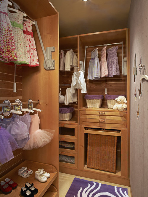 Best Pull-Down Closet Rod Design Ideas & Remodel Pictures | Houzz - Pull-down Closet Rod Photos