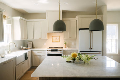 Arts and crafts kitchen photo in Other