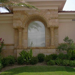 Columns 011 - Outdoor Products