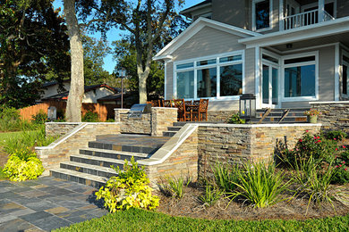 Elegant exterior home photo in Miami