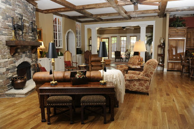Inspiration for a craftsman family room remodel in Nashville