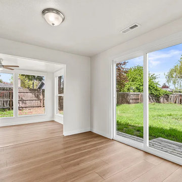 Dining Area with Transition to the Sunroom
