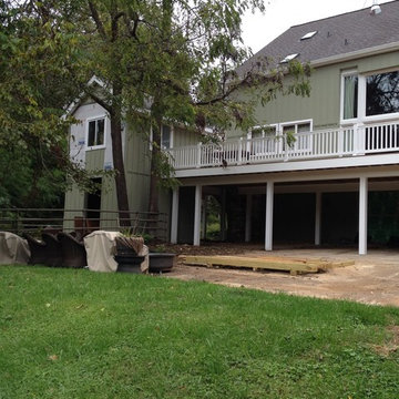 Huge Farmhouse Deck