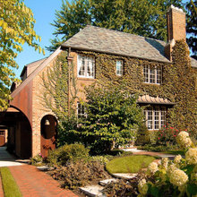 Small Lot; Large Home