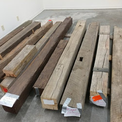 Reclaimed barn wood beam - circle sawn - Decorative Accents