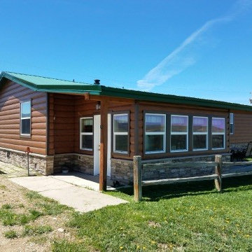 Country Log Cabin in Craig, CO