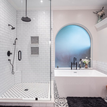 English Chestnut | Master Bathroom
