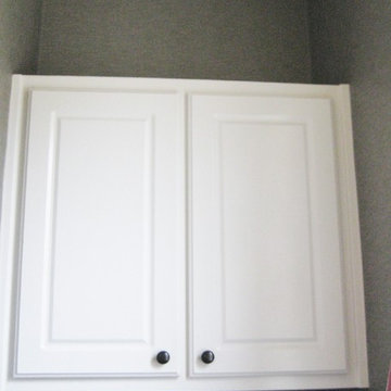 Powder Bath, Silver Vinyl Installation, Difficult Spaces