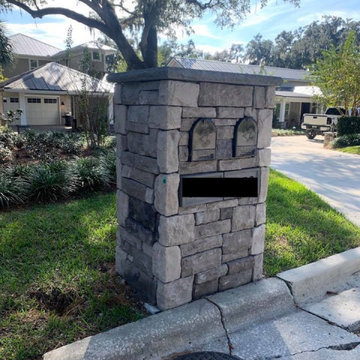 Columns and Mailboxes