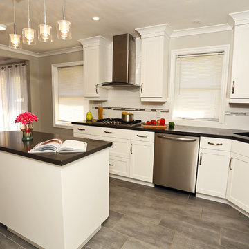 A Beautiful & Bright Port Hope Kitchen with Recovered Space