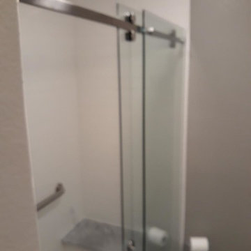 Bathroom Remodel - Hemphill