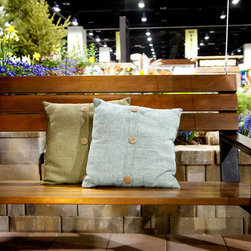 Highlands Floating Bench - Products