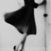 Lisa Vanaria's photo