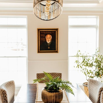 Simple White & Navy Dining Room | Helena Alkhas | A Personal Organizer