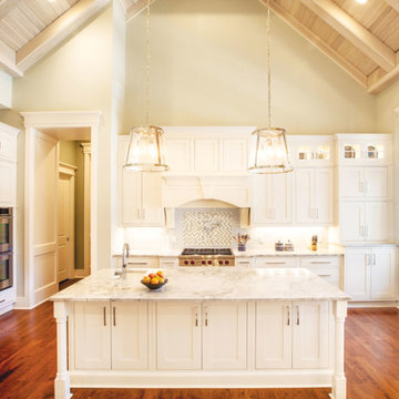 Traditional Kitchen in Bluffton, South Carolina
