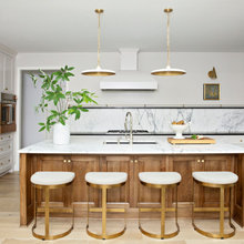 Houzz TV: Explore an Eclectic Home That Elegantly Blends Finishes