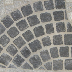 Peninsula 4 x 4 Black Granite Cobbles - Products