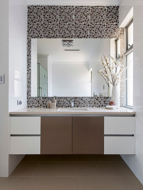 Best Bathroom Decorating Ideas Design Ideas & Remodel Pictures | Houzz  Bathroom Decorating Ideas Photos