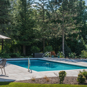 Lake Delavan, WI Swimming Pool and Hot Tub