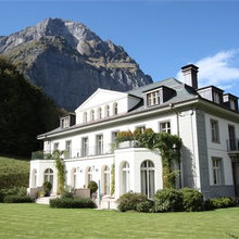 European Colonial - Exterior