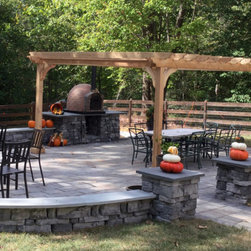 Great Backyard Space - Outdoor Pizza Ovens