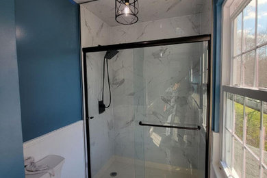 Example of a trendy bathroom design in DC Metro
