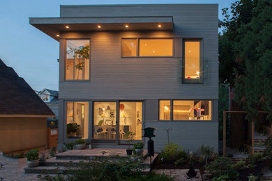 Home design - contemporary home design idea in Ottawa