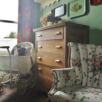 DIY Courage Makes a Victorian Beauty Shine