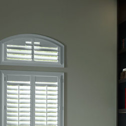 Hunter Douglas Palm Beach&trade; Polysatin Shutters - Window Blinds