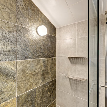 A Compact Modern Bathroom for a Teenager
