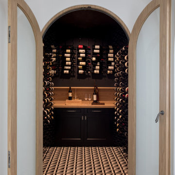 Pub room/wine cellar