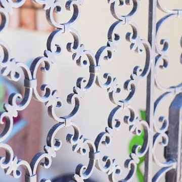 Side Gates